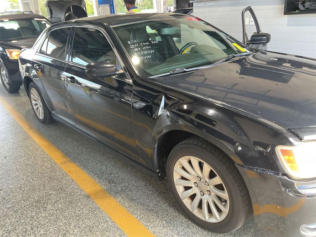 2014 Chrysler 300 4DR SEDAN RWD
