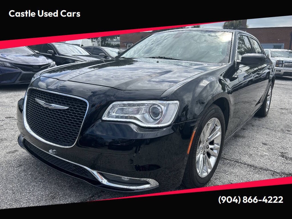 2017 Chrysler 300 Limited