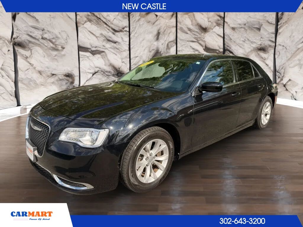 2019 Chrysler 300 Touring L
