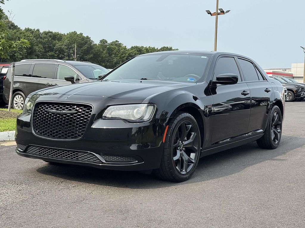 2021 Chrysler 300 Touring