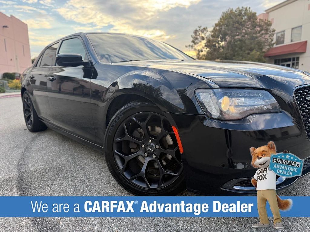 2019 Chrysler 300 Touring L