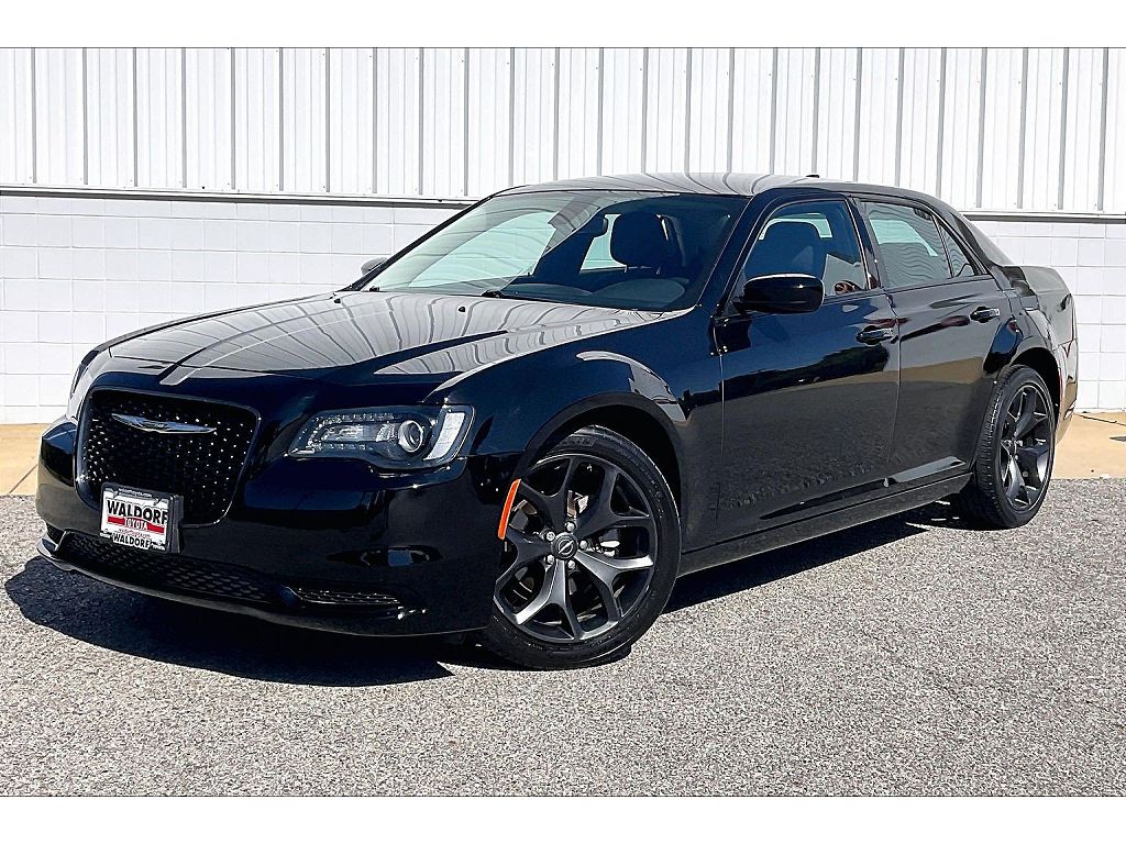 2023 Chrysler 300 Touring