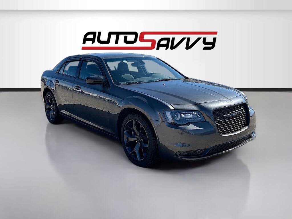 2023 Chrysler 300 Touring