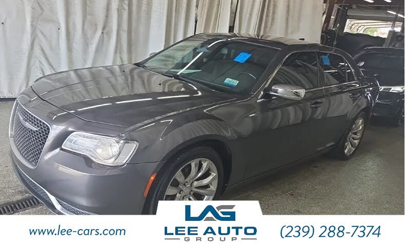 2019 Chrysler 300 Touring