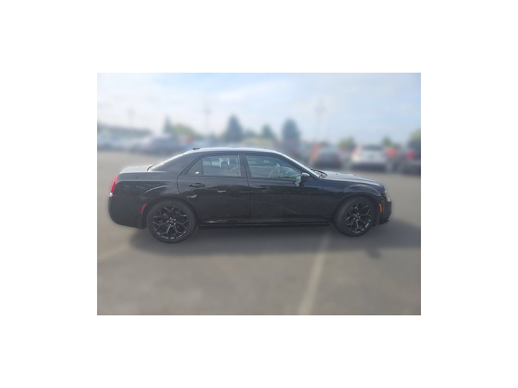 2019 Chrysler 300 S