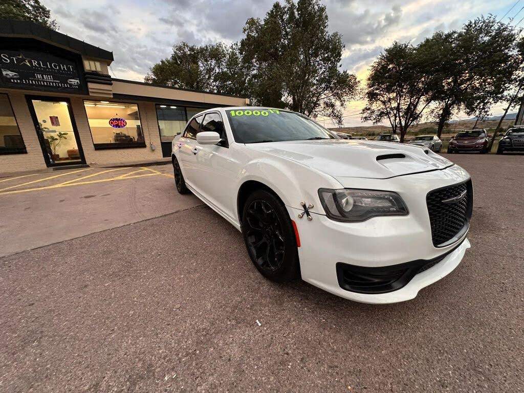 2017 Chrysler 300 Alloy