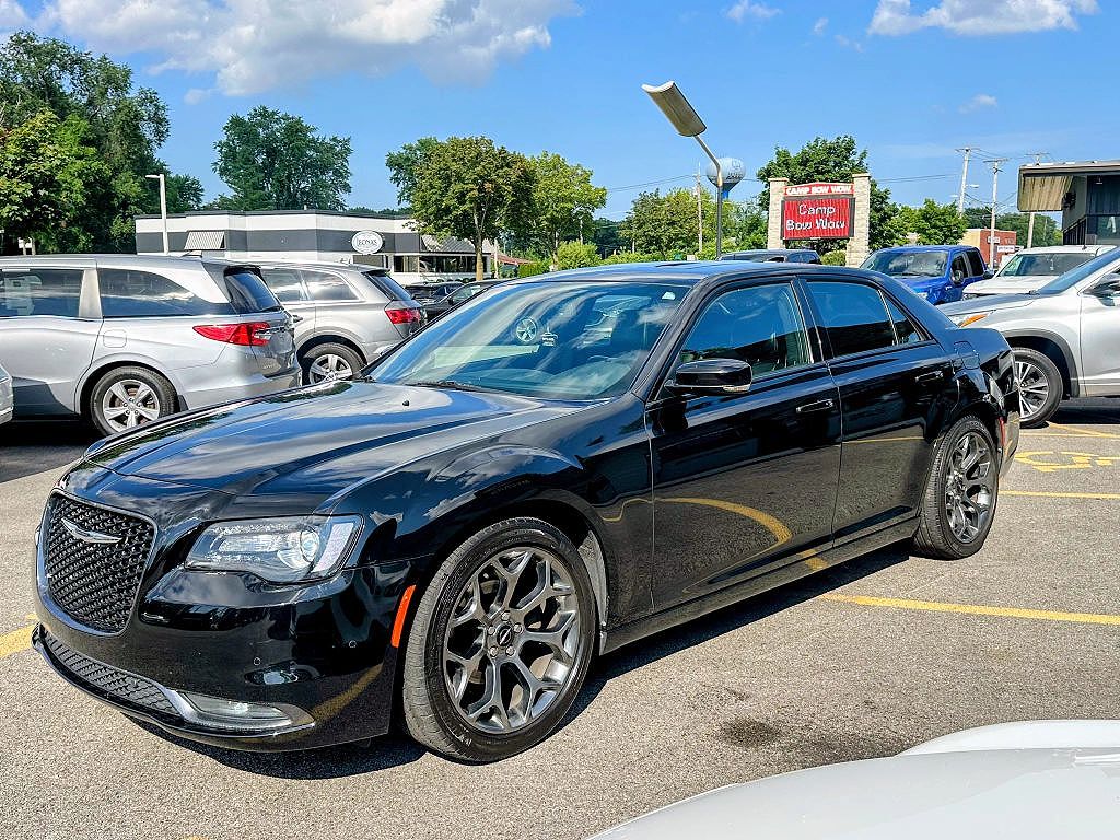 2018 Chrysler 300 S