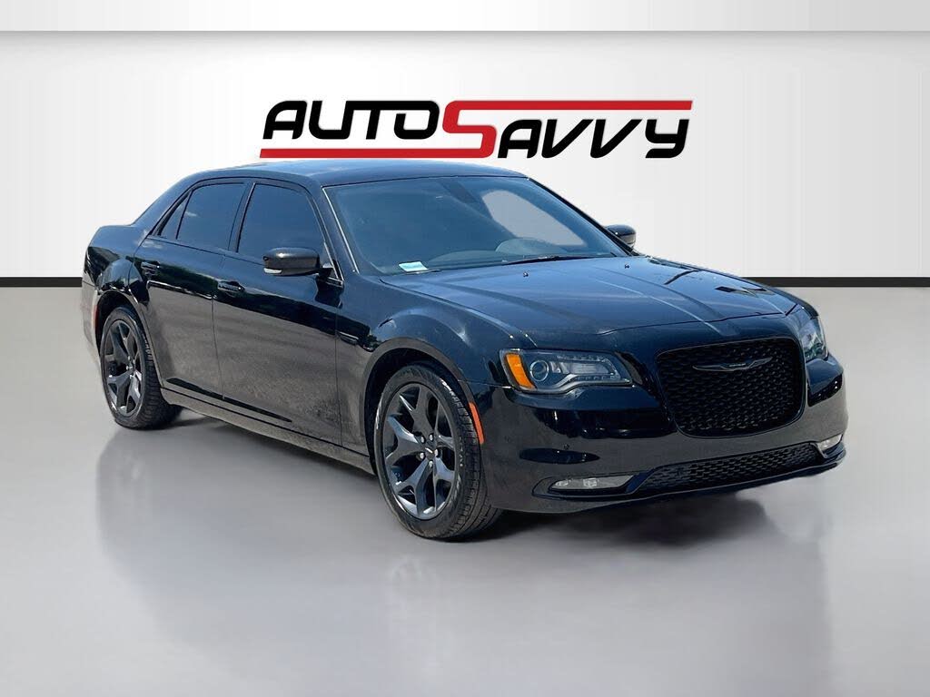 2022 Chrysler 300 S