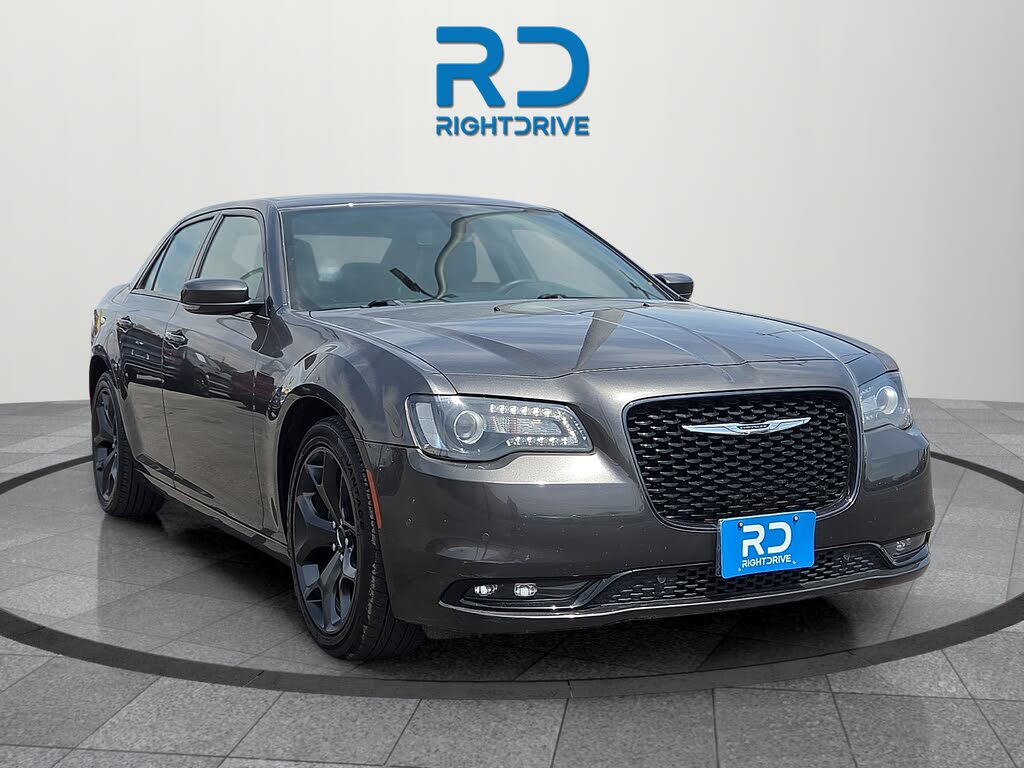 2023 Chrysler 300 S