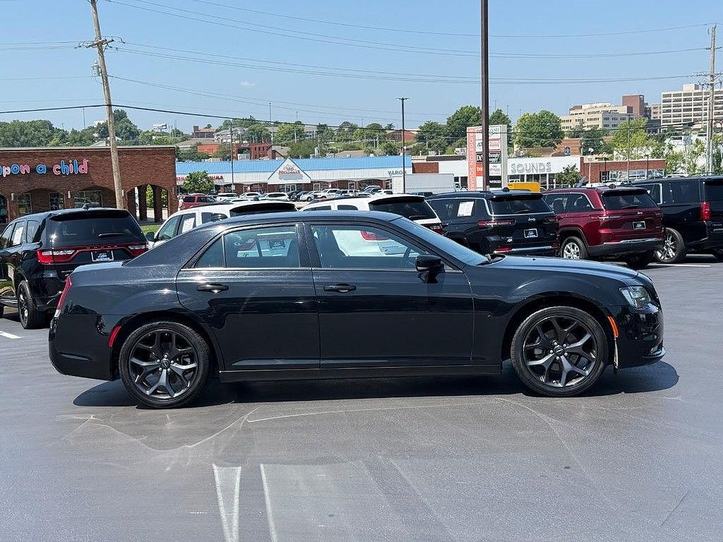 2023 Chrysler 300 S