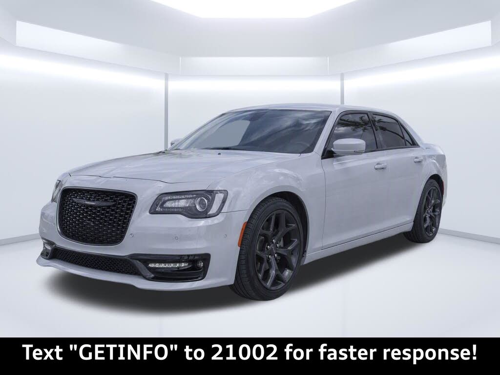 2022 Chrysler 300 S