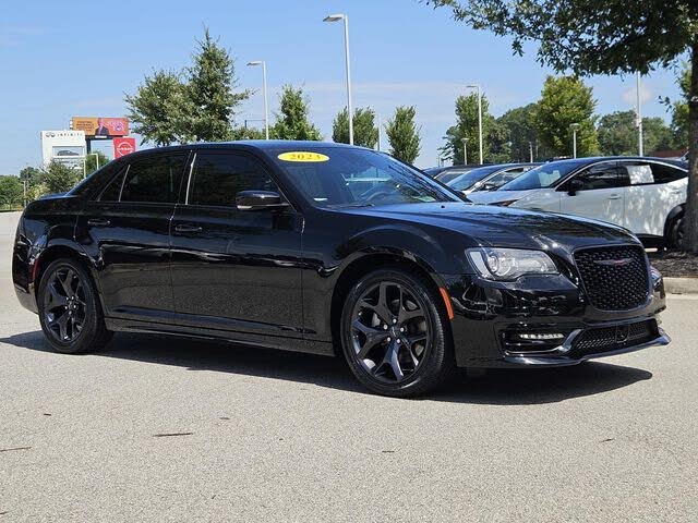 2023 Chrysler 300 S