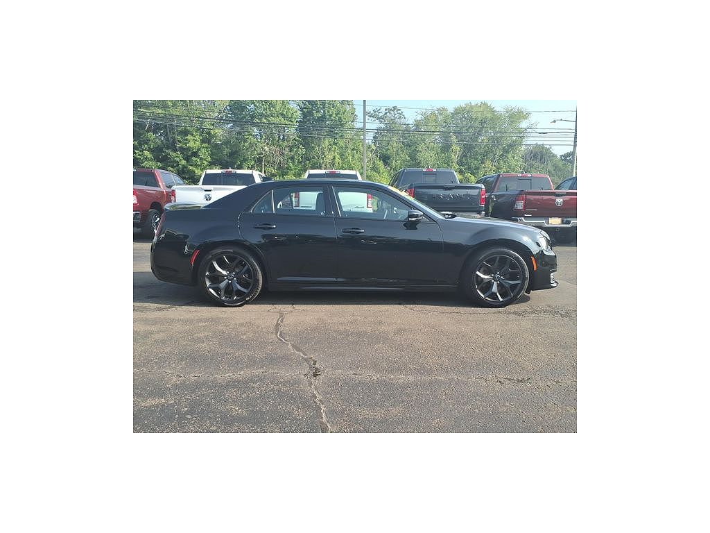 2023 Chrysler 300 S