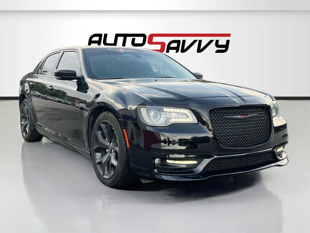 2022 Chrysler 300 Touring L