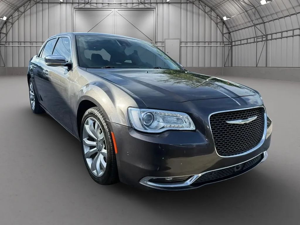2016 Chrysler 300 C