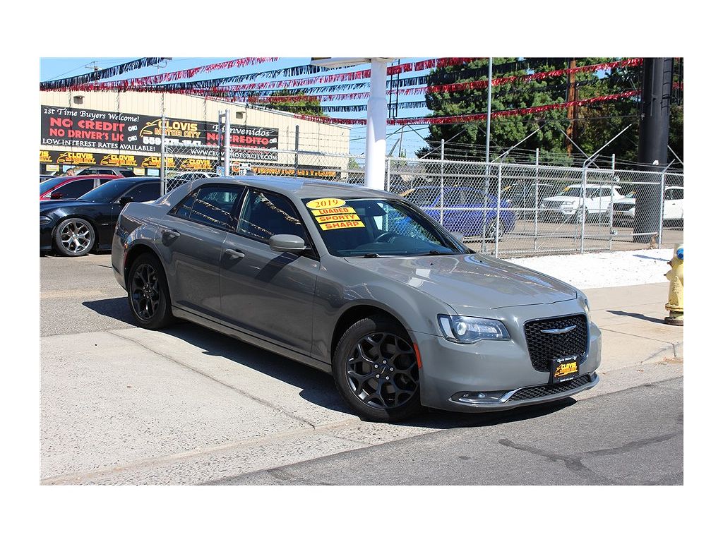 2019 Chrysler 300 S