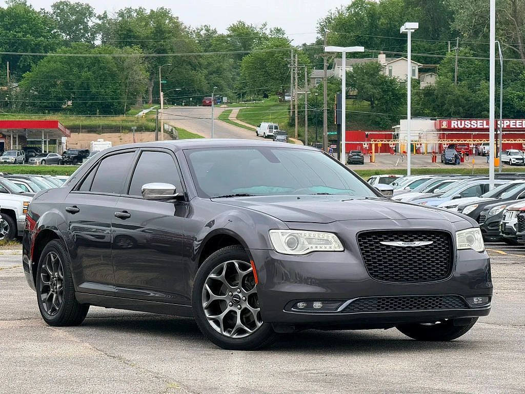2016 Chrysler 300 Alloy