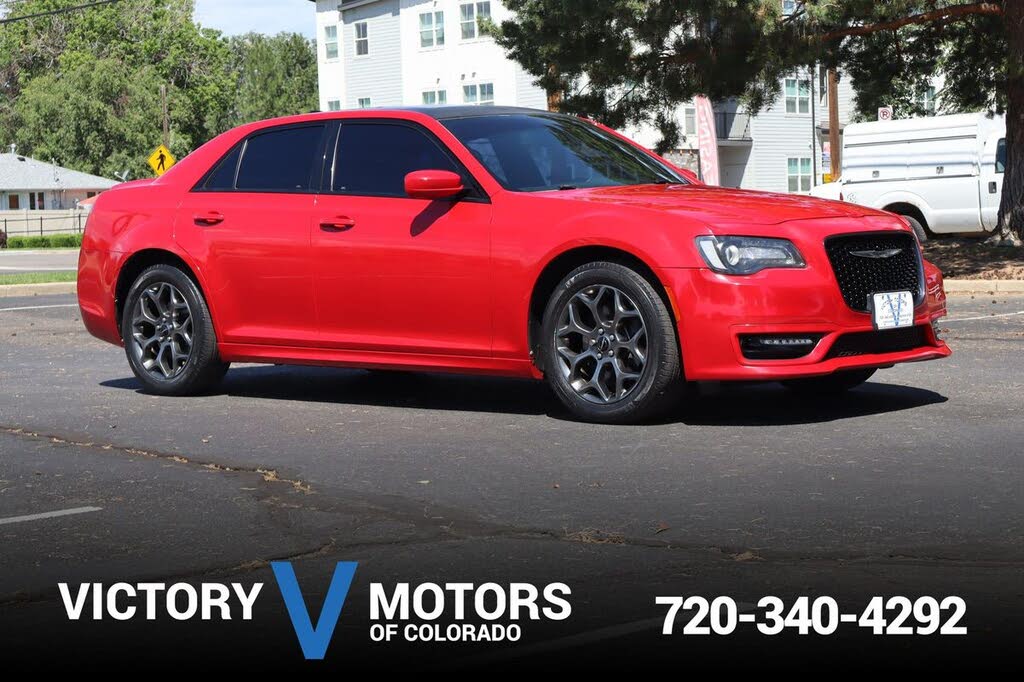 2018 Chrysler 300 S