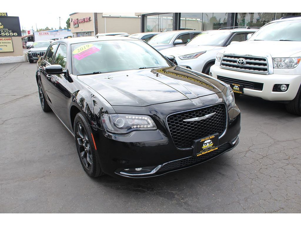 2019 Chrysler 300 300S