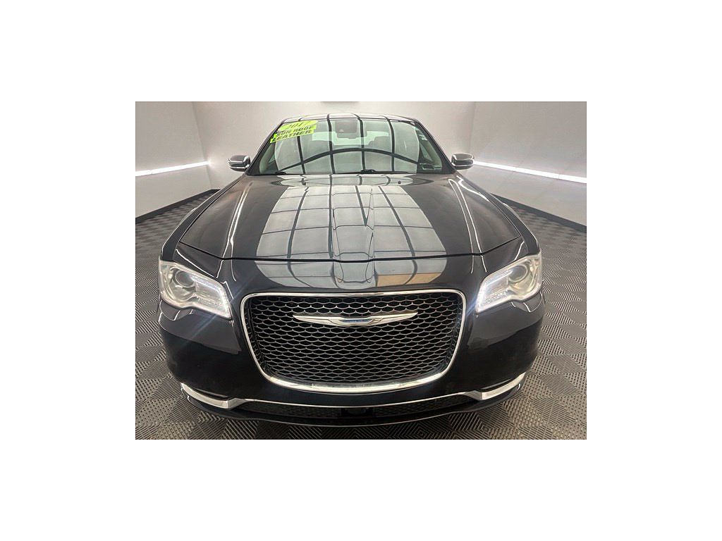 2017 Chrysler 300 C