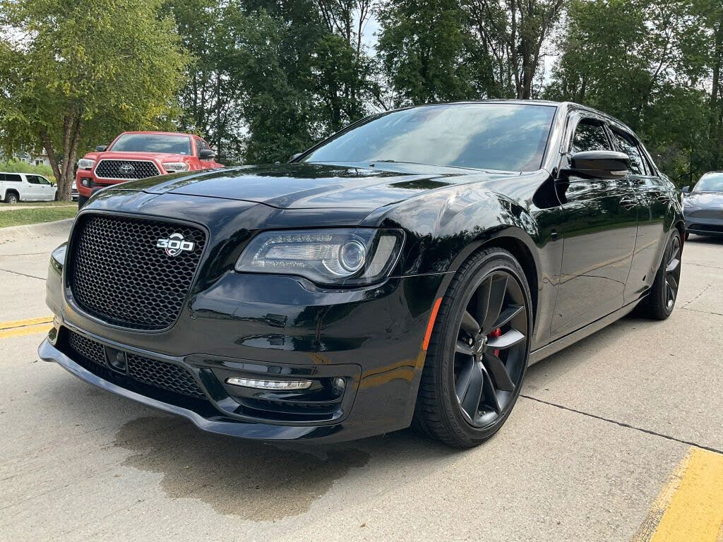 2023 Chrysler 300 C