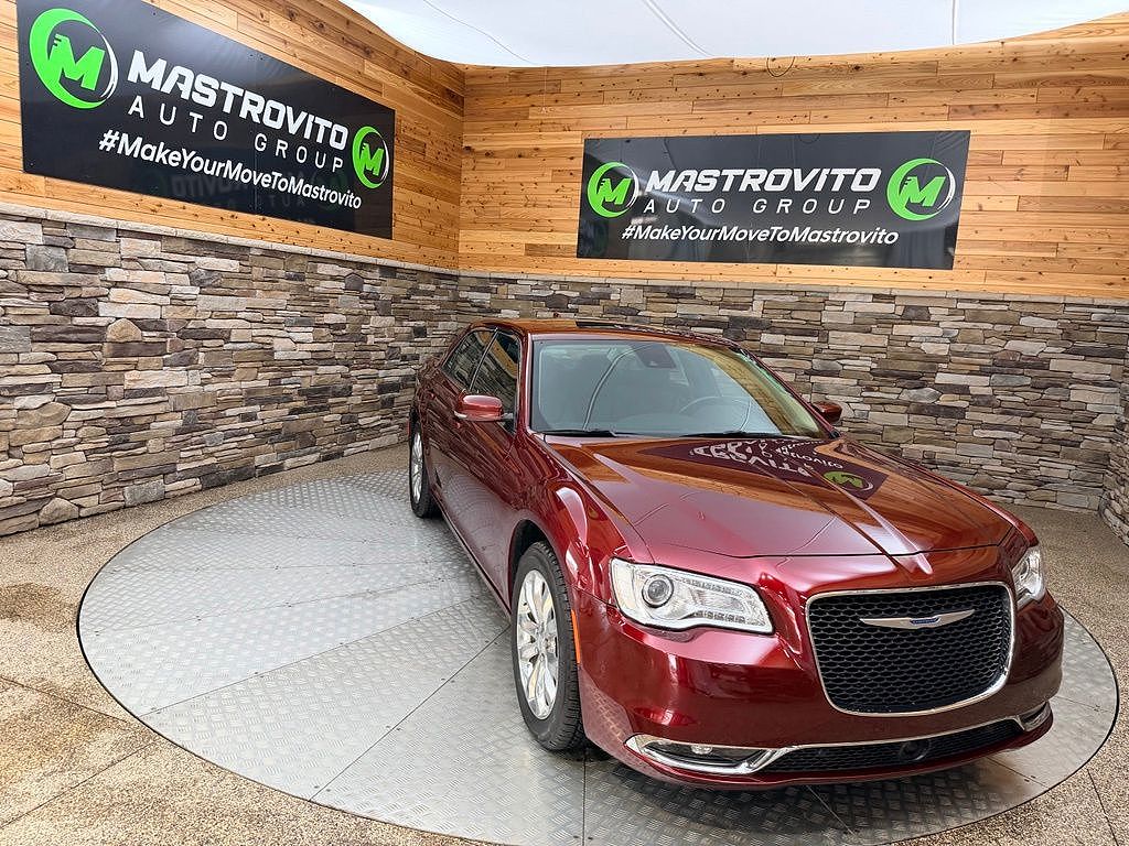 2021 Chrysler 300 Touring L
