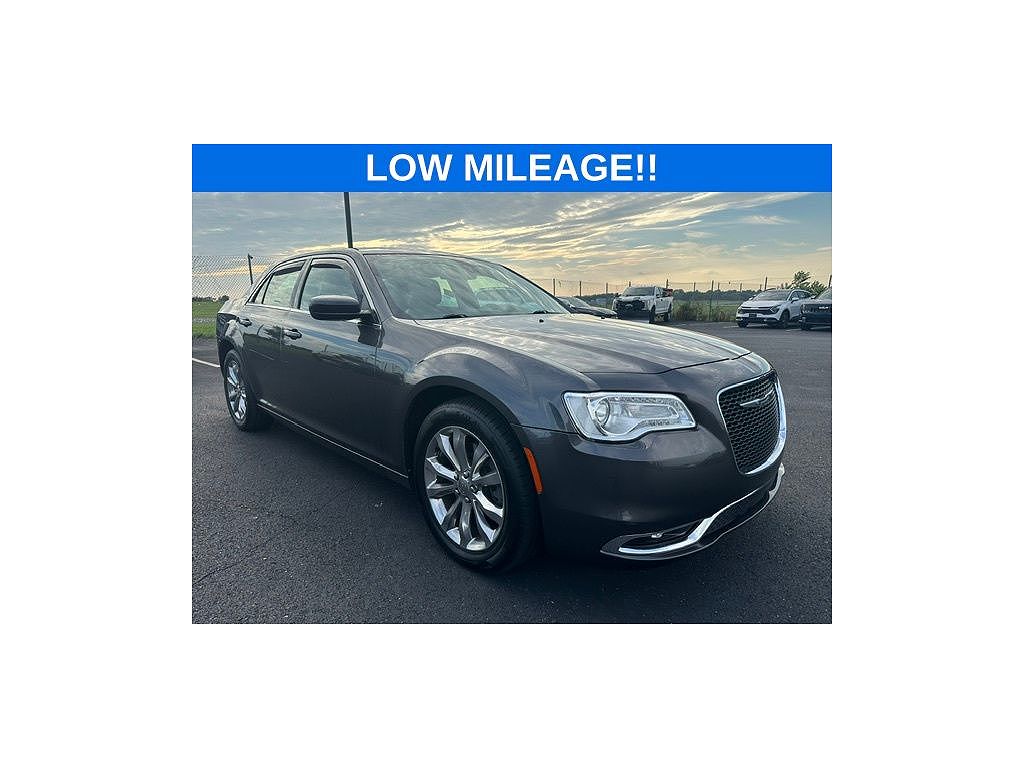 2015 Chrysler 300 Limited