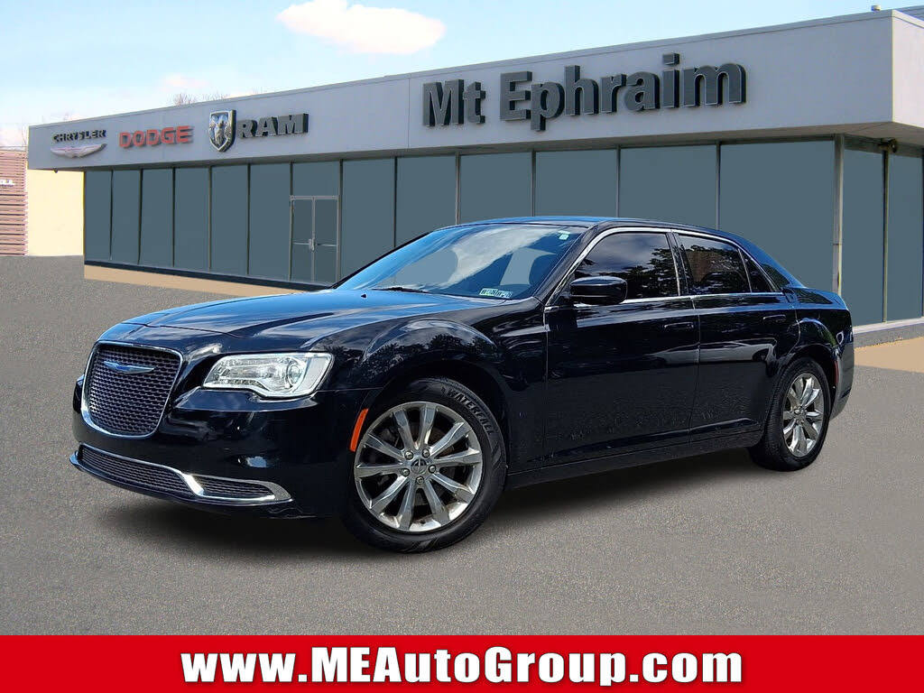 2019 Chrysler 300 Touring L