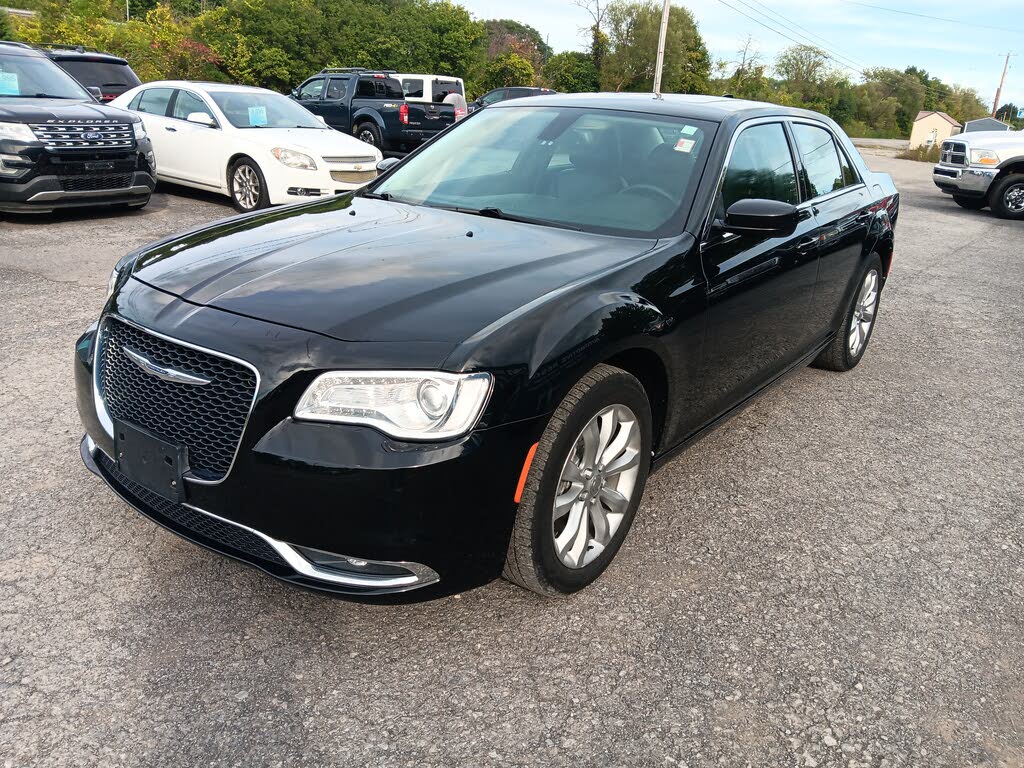 2016 Chrysler 300 Anniversary Package