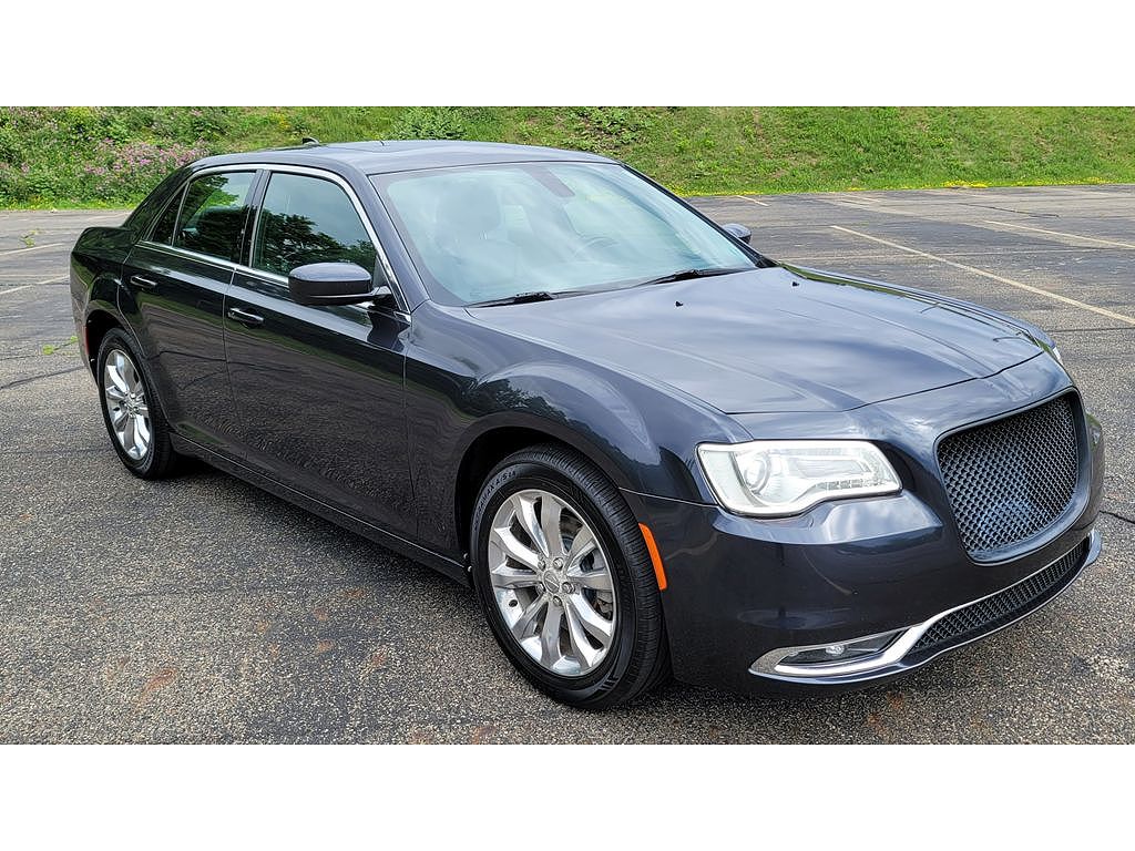 2016 Chrysler 300 Anniversary Package