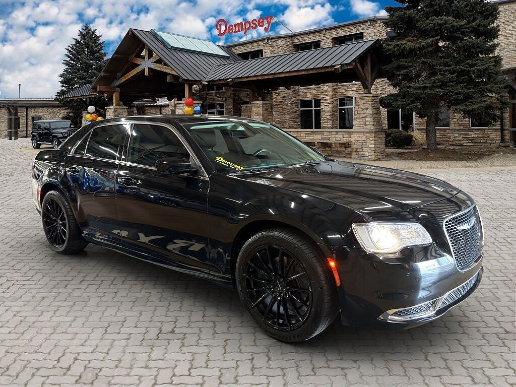 2018 Chrysler 300 Touring L