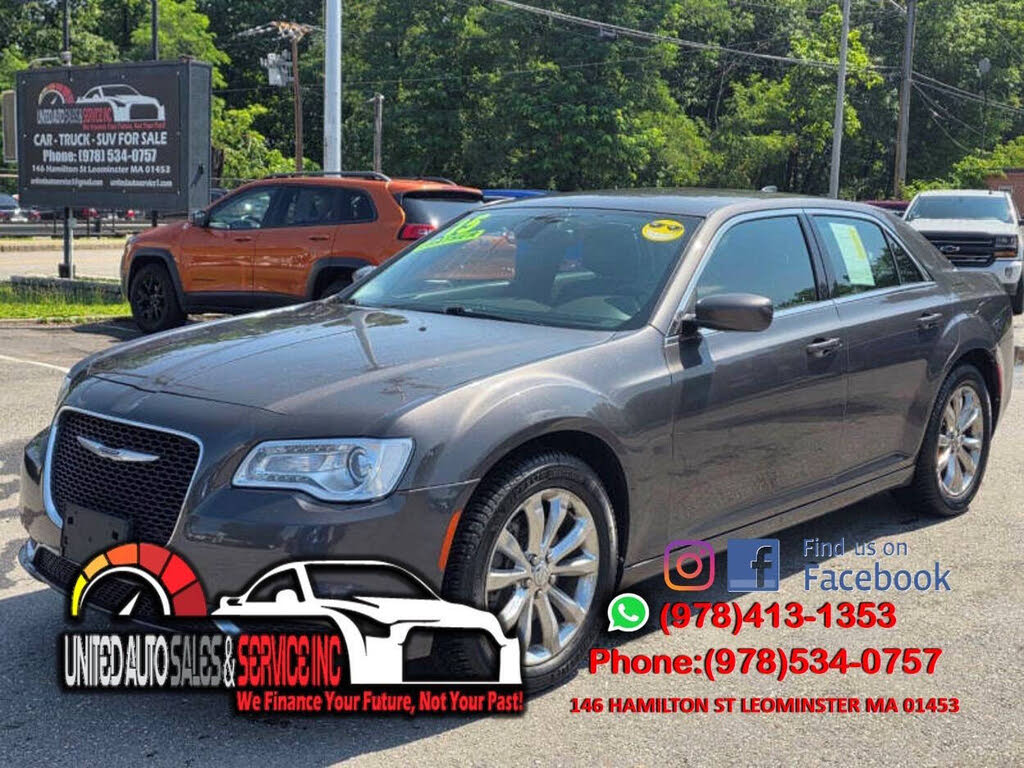 2015 Chrysler 300 Limited