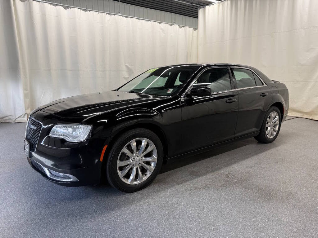 2016 Chrysler 300 Anniversary Package