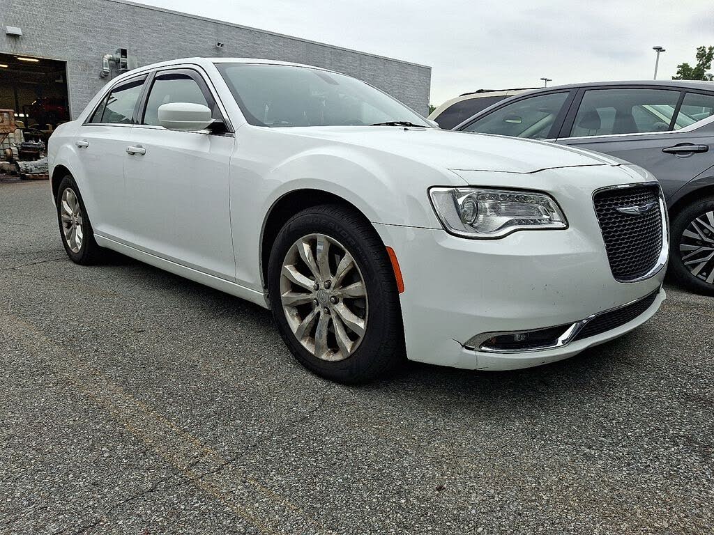 2016 Chrysler 300 Anniversary Package