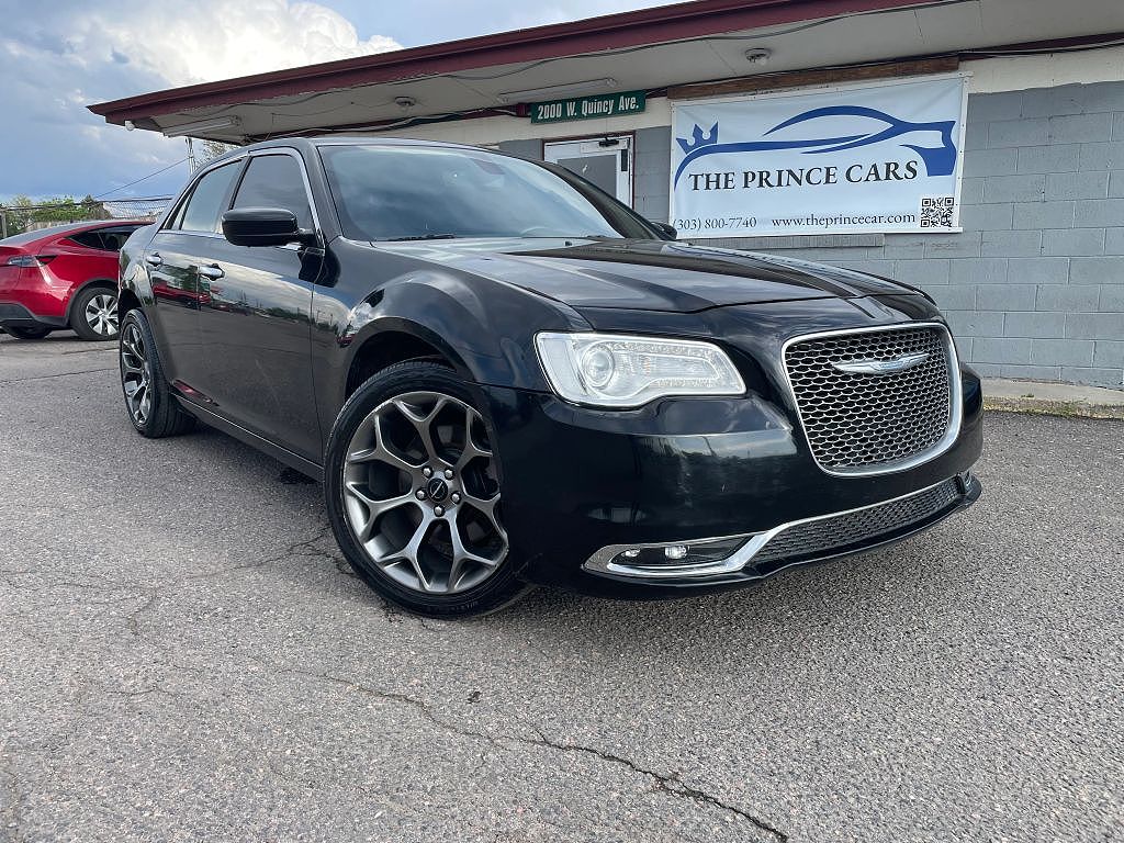 2017 Chrysler 300 C Platinum