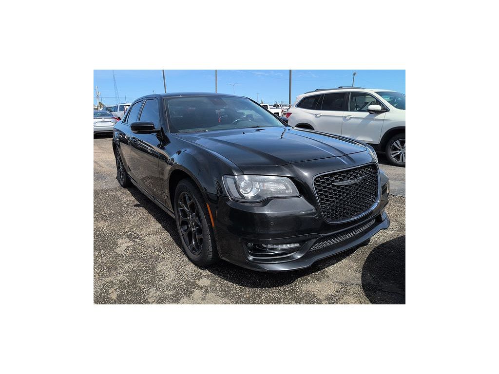 2022 Chrysler 300 Touring L
