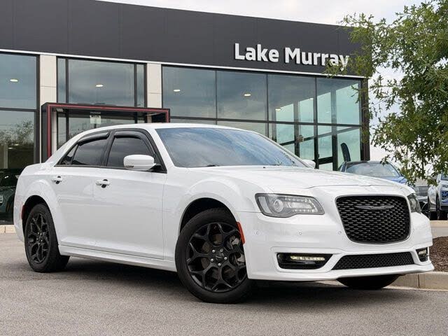 2023 Chrysler 300 Touring L