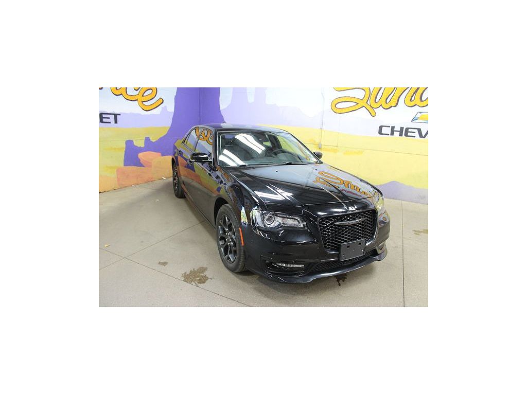 2023 Chrysler 300 Touring L