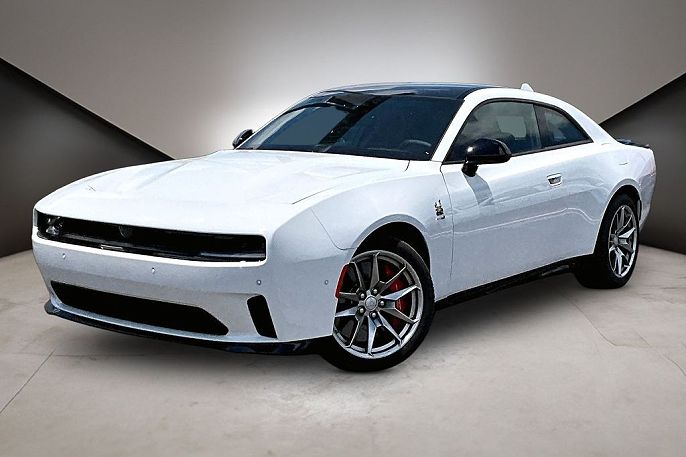 2025 Daytona Scat Pack in White Knuckle, 2,040 miles for sale in Dallas, TX