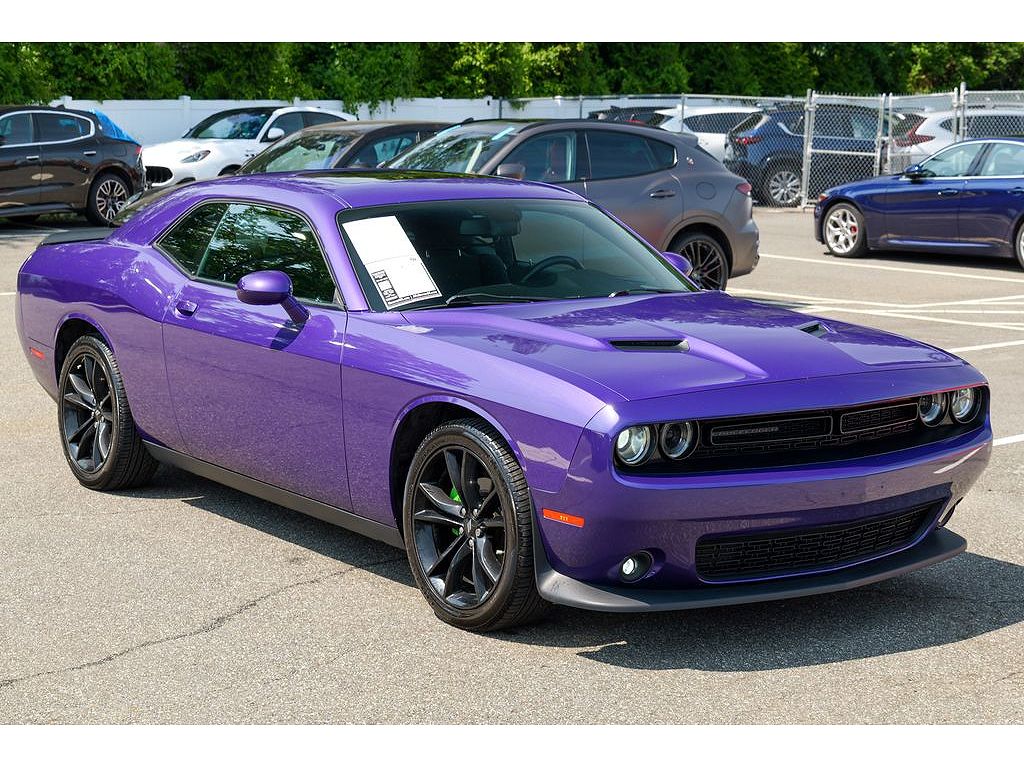 2018 Dodge Challenger SXT Plus