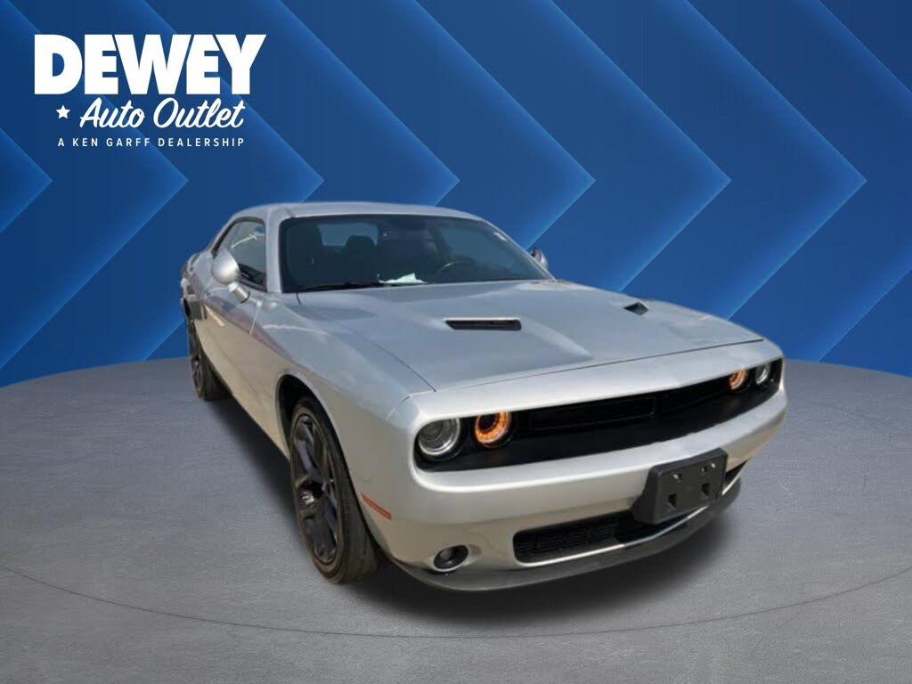 2022 Dodge Challenger SXT