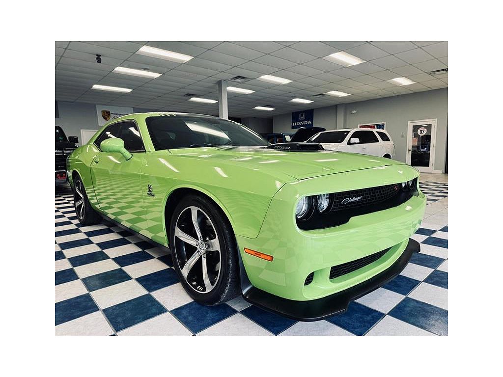 2015 Dodge Challenger R/T Shaker