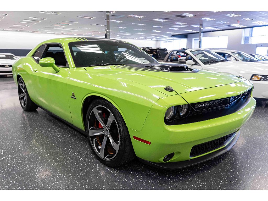 2015 Dodge Challenger R/T Shaker
