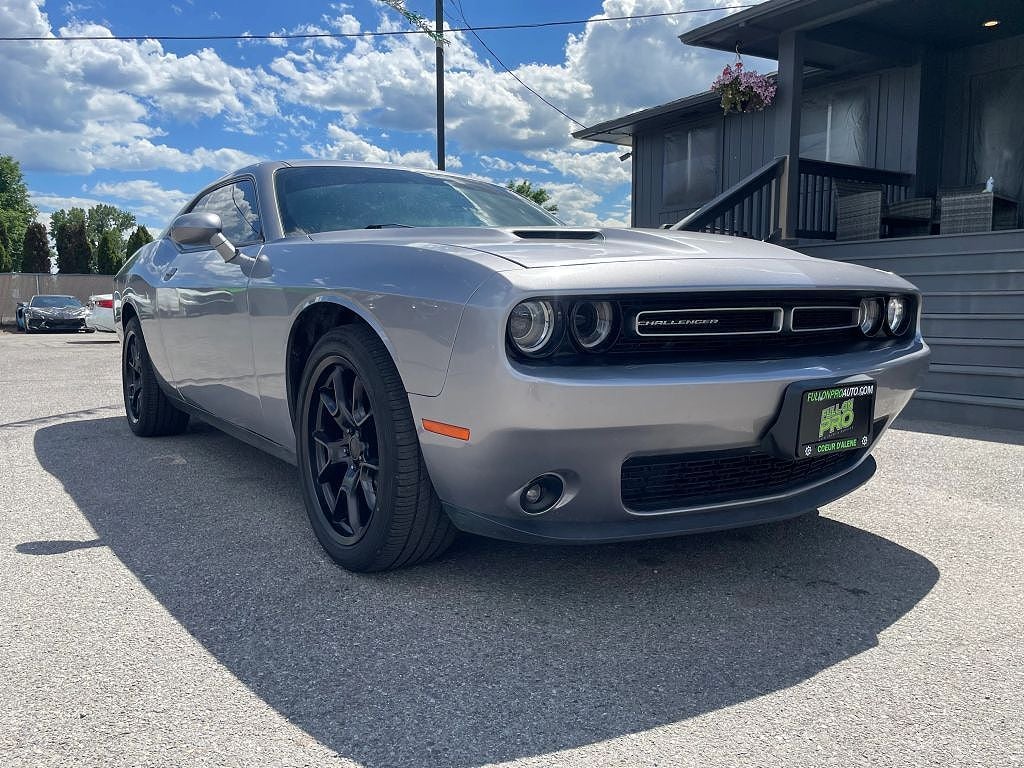2015 Dodge Challenger SXT Plus