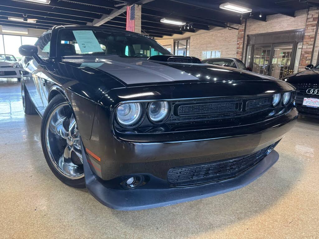 2016 Dodge Challenger R/T Plus Shaker