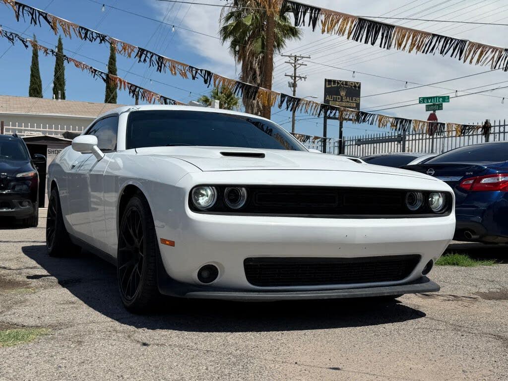 2016 Dodge Challenger R/T Shaker