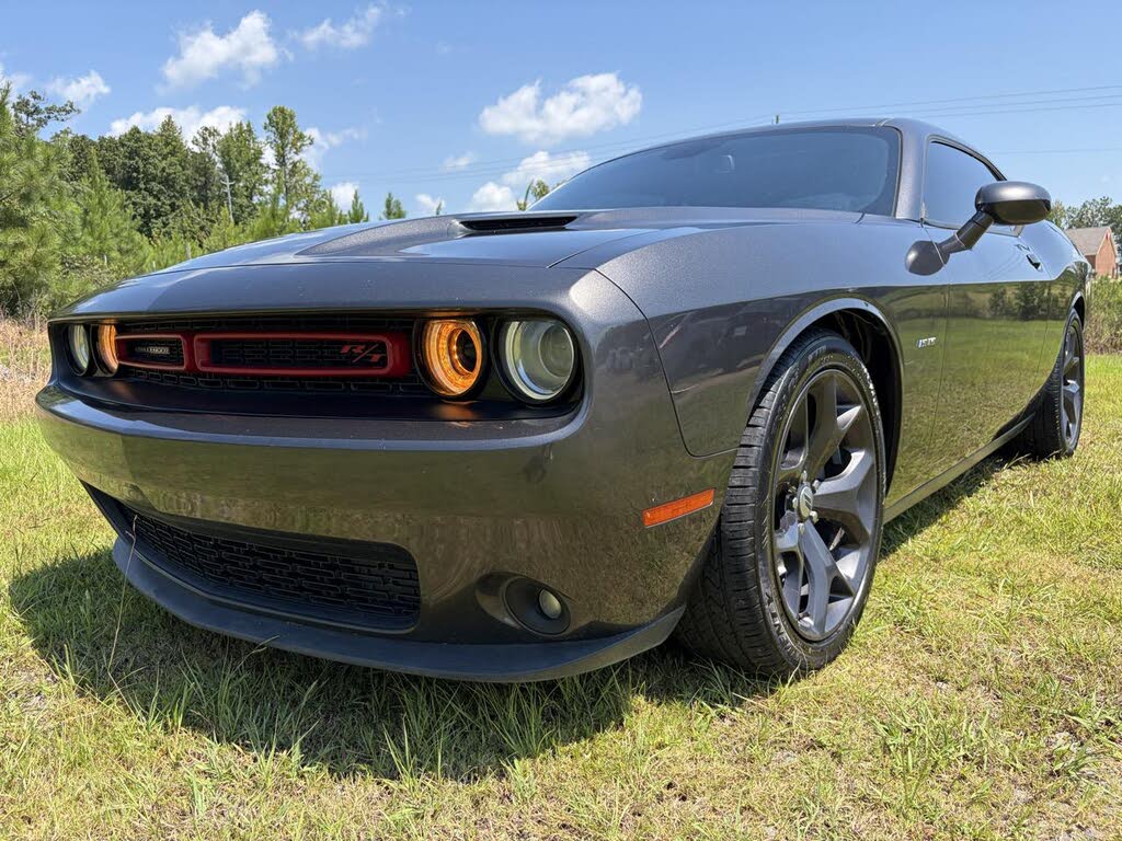 2017 Dodge Challenger R/T Shaker
