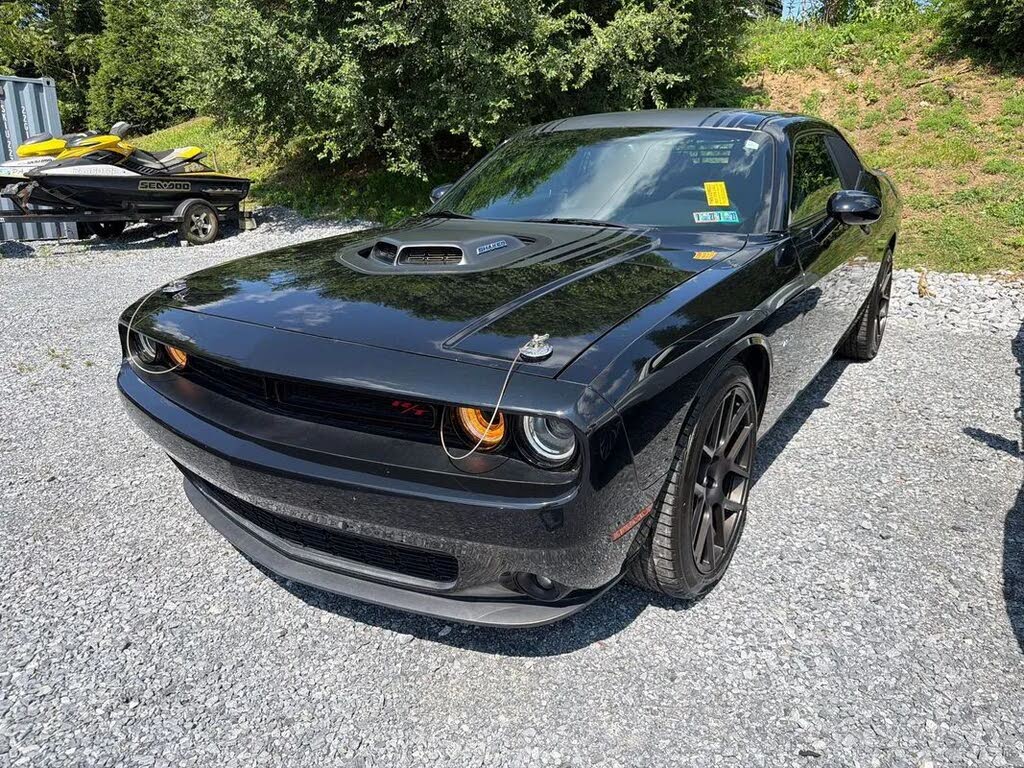 2016 Dodge Challenger R/T Shaker