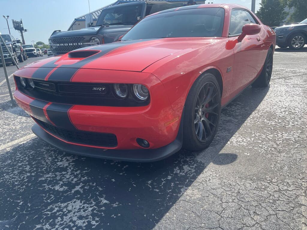 2016 Dodge Challenger SRT 392