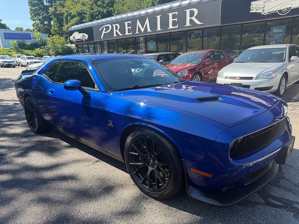 2018 Dodge Challenger 392 Hemi Scat Pack Shaker